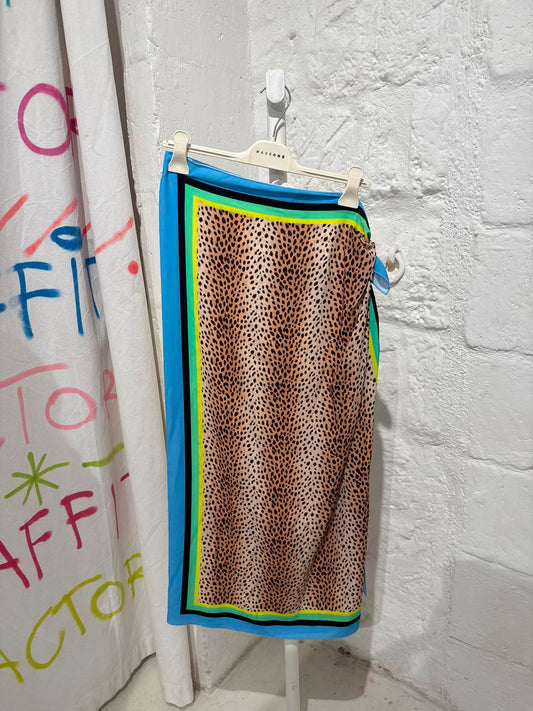 MULTICOLOR